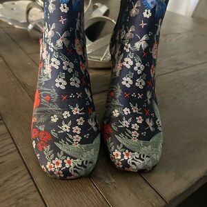 Floral Patterned Heeled Boots